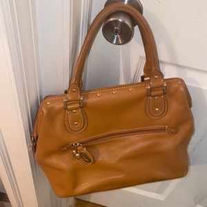 Ellen tracy bag